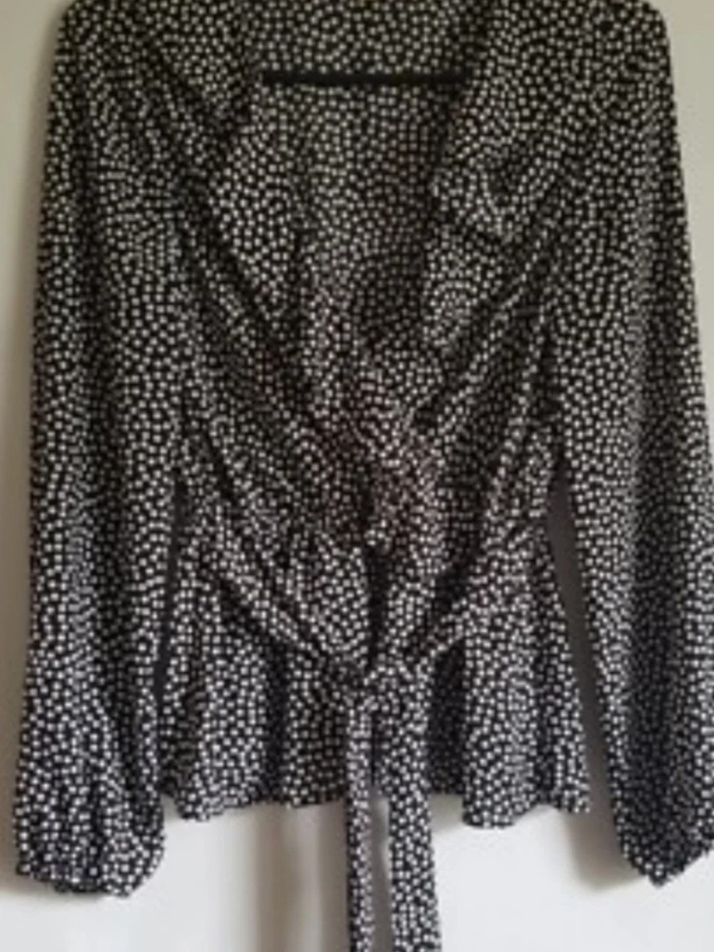 Max Studio Womens XL Long Sleeve Wrap Ruffle Front Top...NEW What Am I See It On